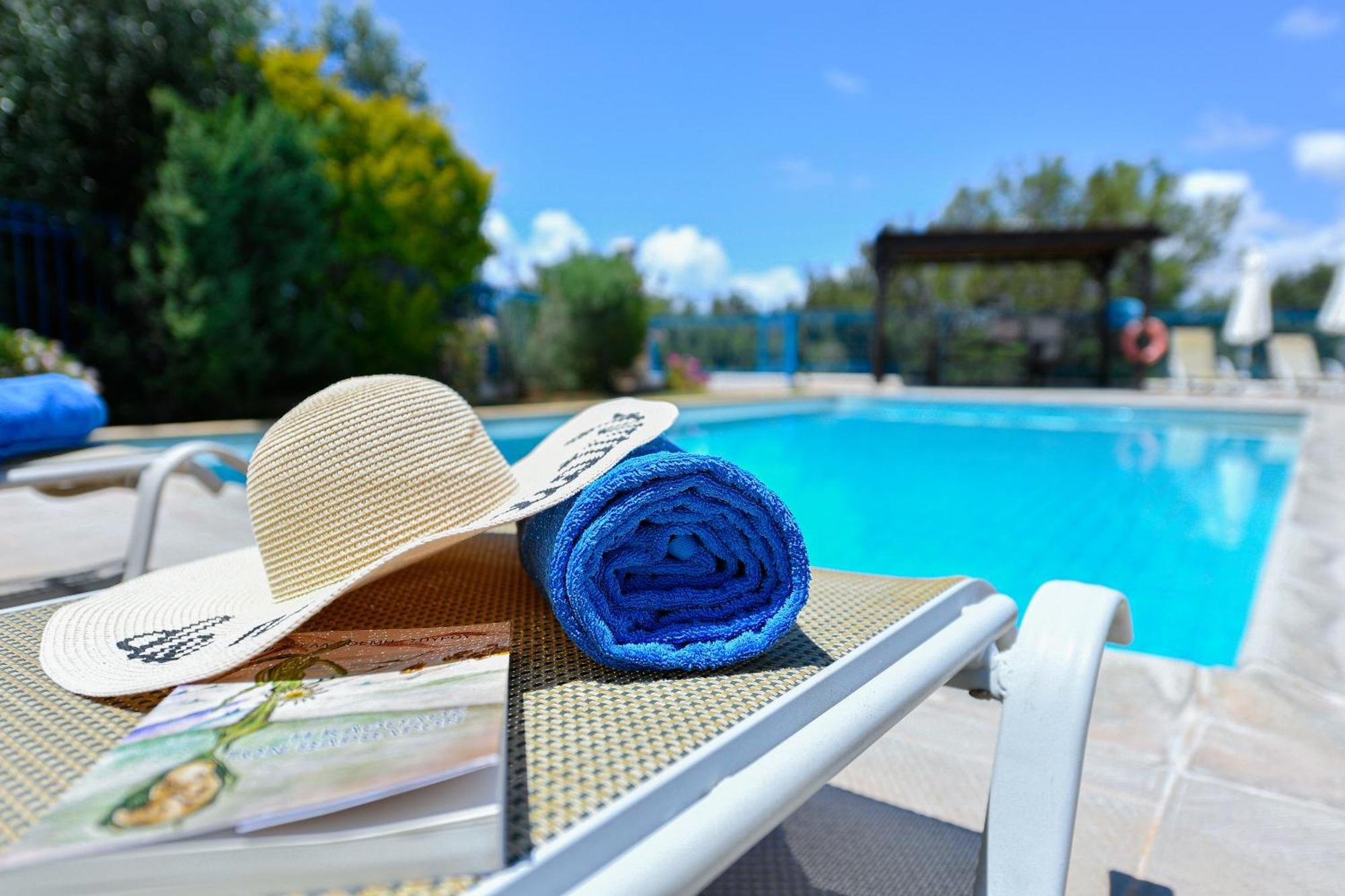 Azzurro Holiday Villas Peyia Extérieur photo